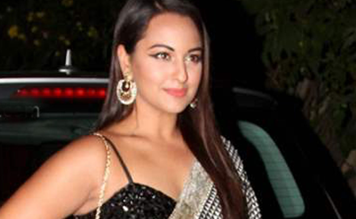 Sonakshi Sinhas Breath Taking Wedding Outfits Will Make You Want To Get Married Asap Social