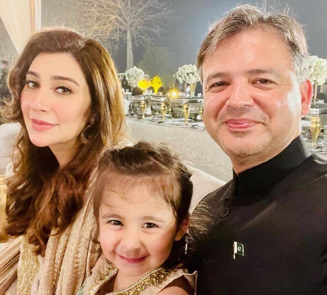 Ayesha Uqbah Malik giving us major family goals with these beautiful ...